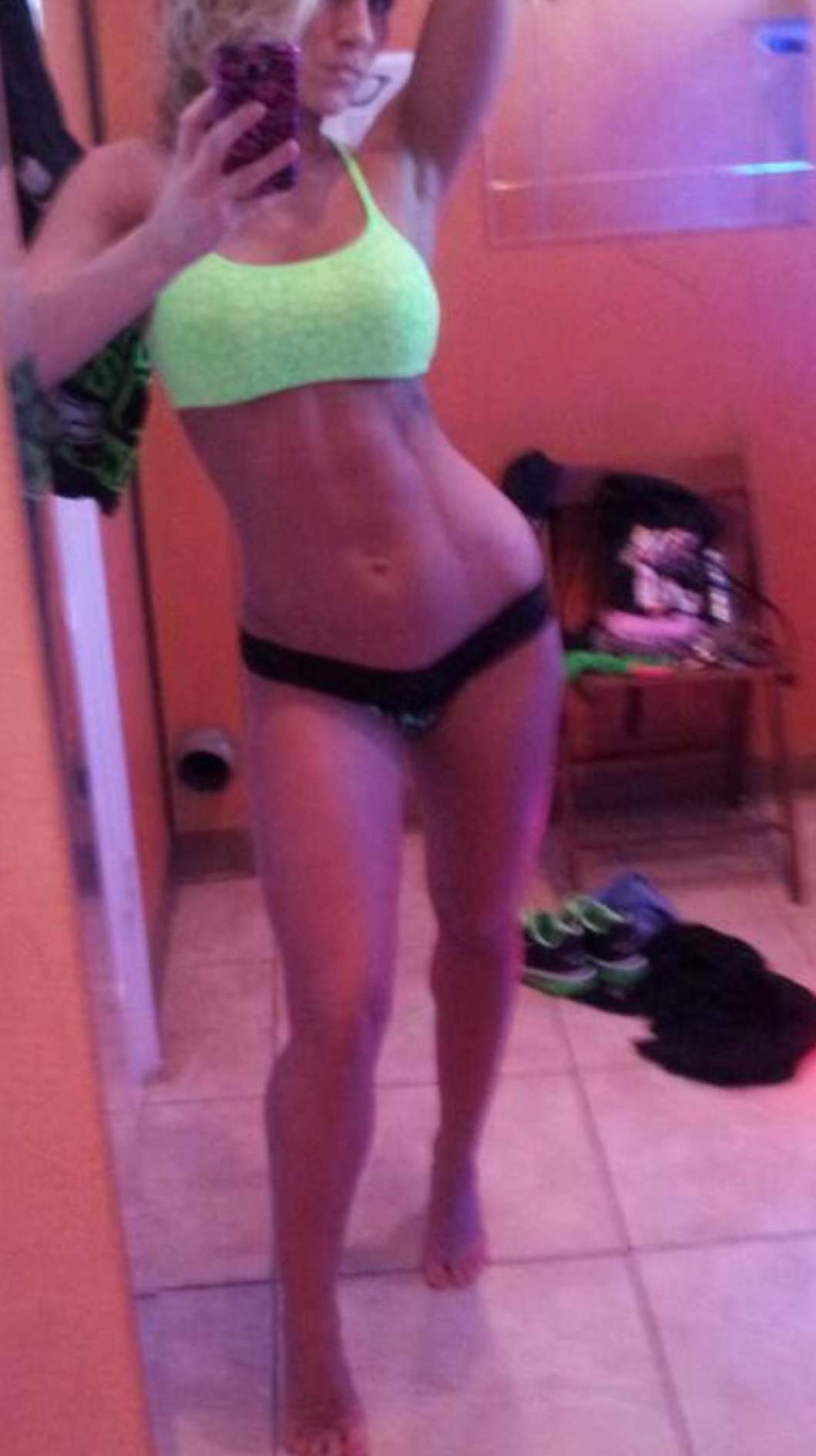 RoshniHot36 aus Nordrhein-Westfalen,Deutschland